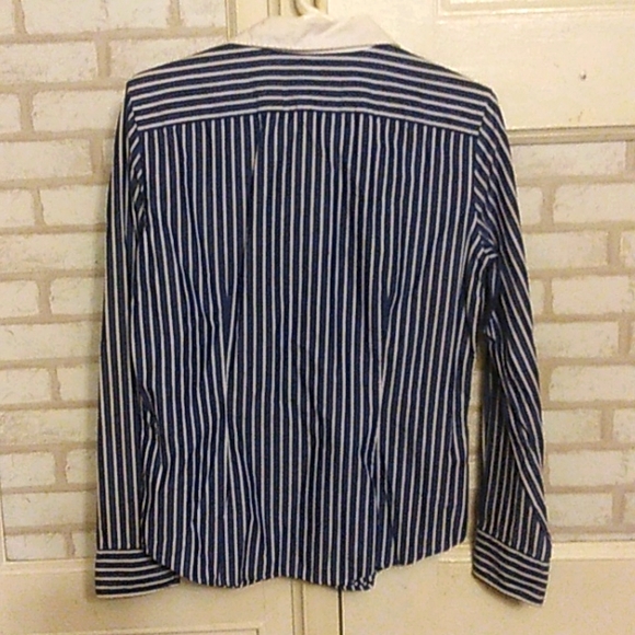 Chaps classics men's size Medium striped button down shirt (J3) - Picture 4 of 4